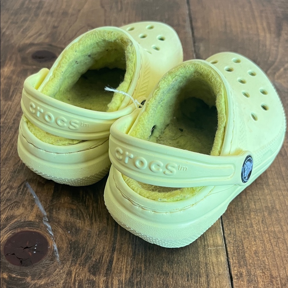 Winter crocs - Picture 2 of 4
